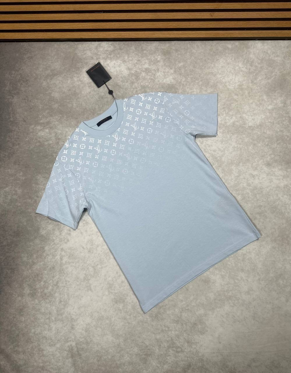 Pattern shirt