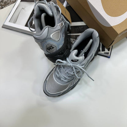 NYC shoe