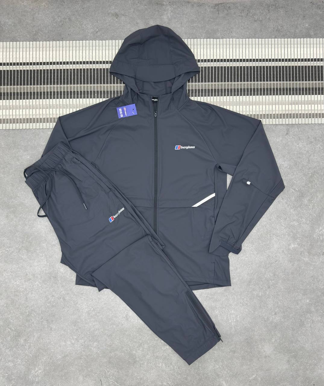 activewear tracksuits