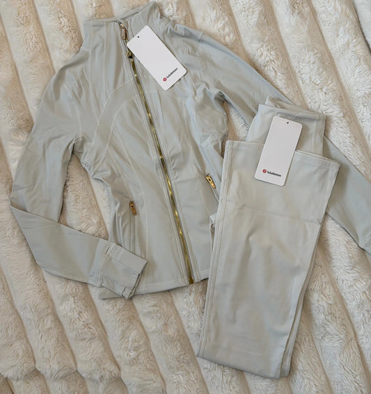 Cream Flared Set (Gold Zip)
