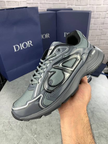 Trainer b thirty