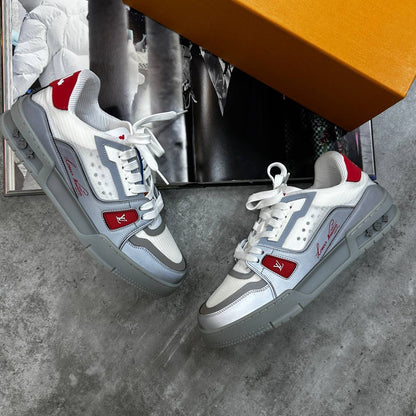Trainer