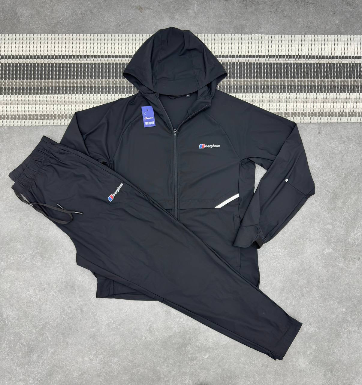 activewear tracksuits