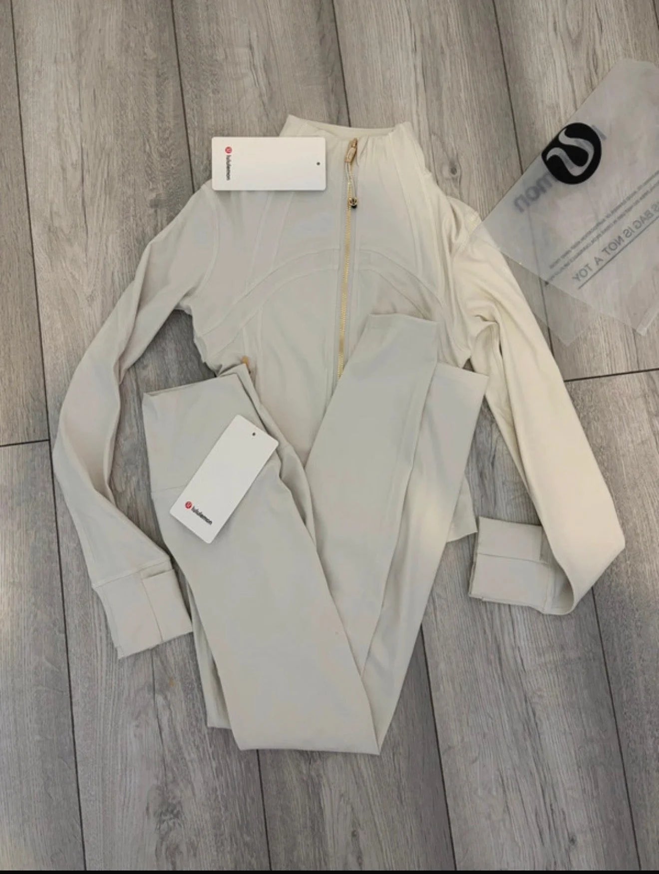 cream colour, slightly yellowish Zip Up & Leggings (Gold Zip)